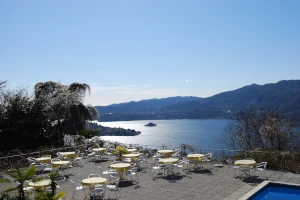 Ein Foto des Blicks vom Hotel zum See